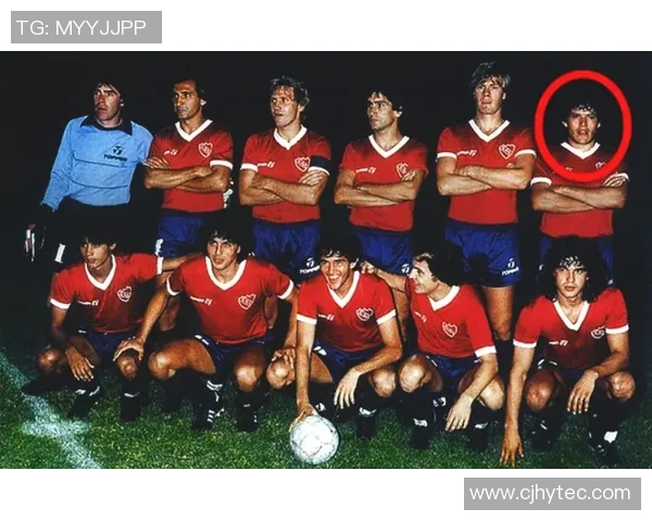 足球明星齐聚长城展现风采精彩瞬间尽在视频中回顾他们的传奇时刻