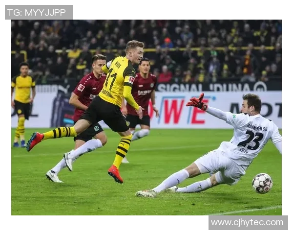 96公斤足球明星的传奇之路与运动生涯背后的故事揭秘 96公斤足球明星的传奇之路与运动生涯背后的故事揭秘