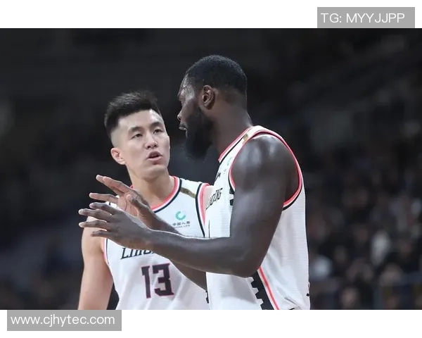 重庆篮球队选拔赛技术分析与表现评估探讨